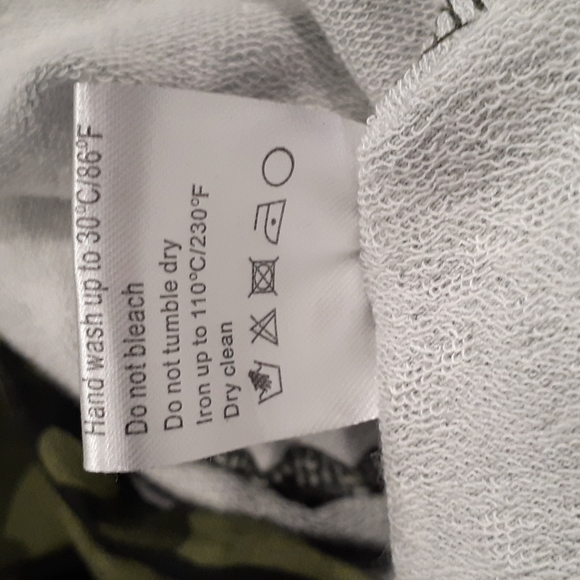 NWT Lea & Viola Green Camo Romper - Picture 12 of 13